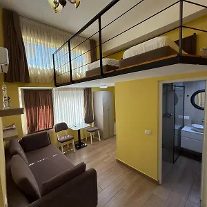  Bed & Breakfast Auto Tana Albania